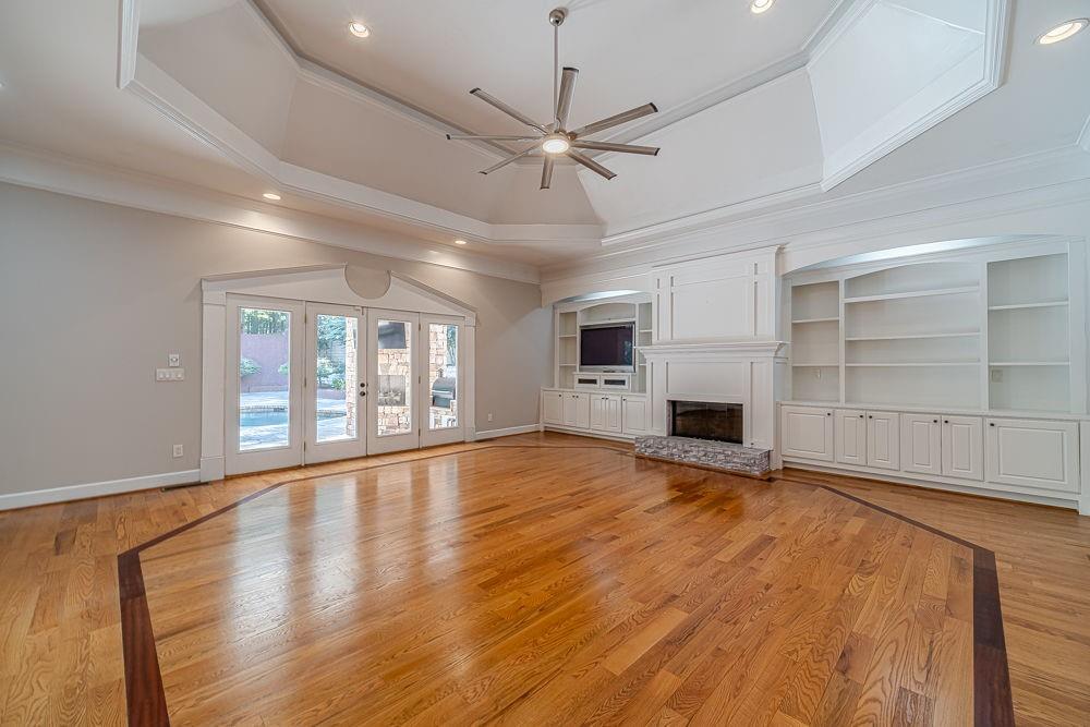 Rabbit Farm Est - Residential