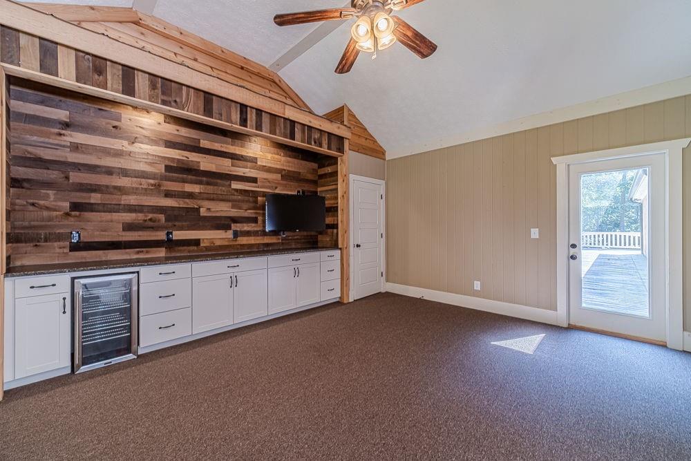 Rabbit Farm Est - Residential