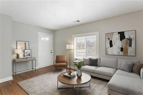 Homes For Sale - 5074 Park Avenue<br/> Forest Park, GA 30297