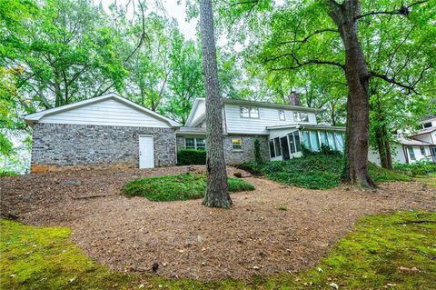 A home in Lilburn