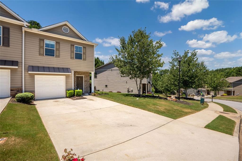 5247 Timber Hills Drive