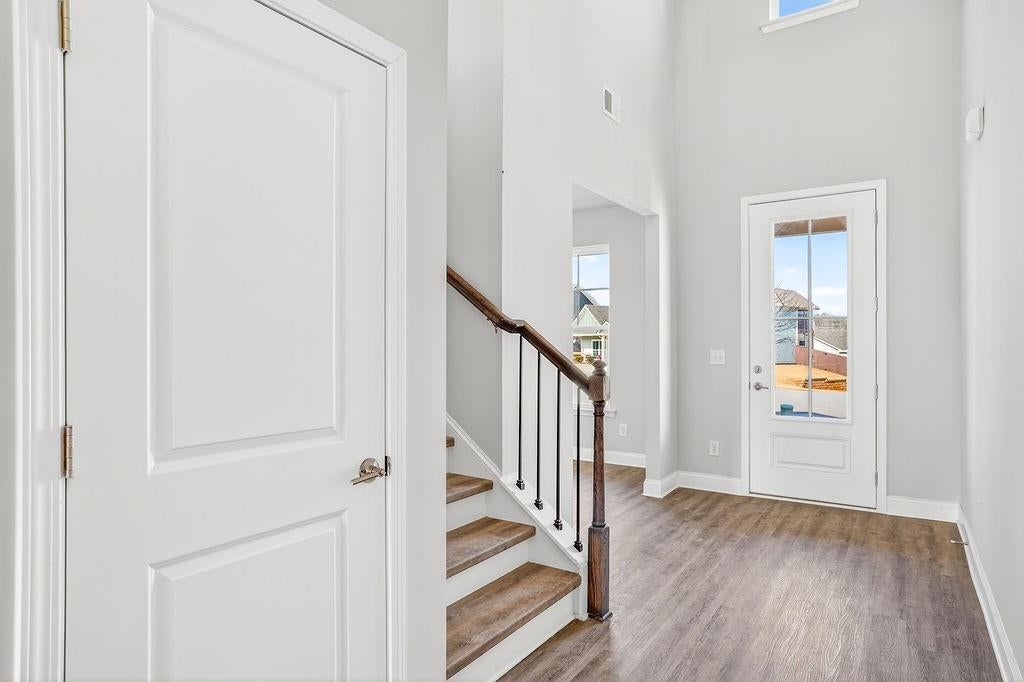 161 Applewood Way