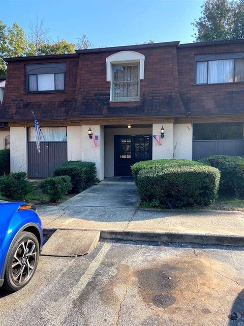 Condo For Sale - 71 Place Fontaine<br/> Dekalb County, Lithonia, GA 30038