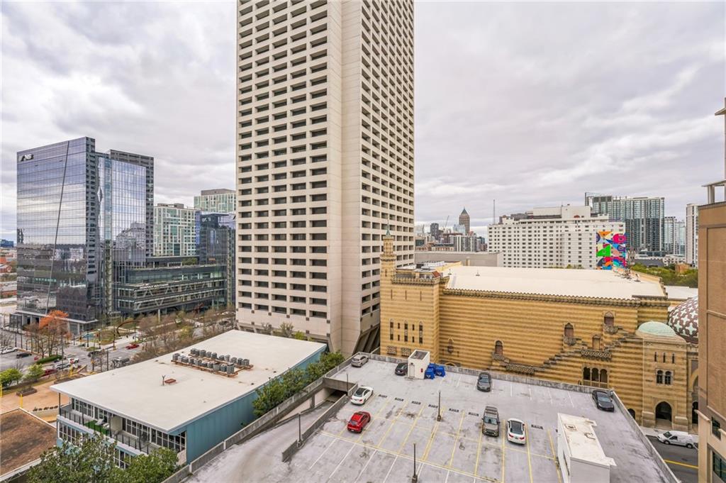 620 Peachtree Street NE 1413