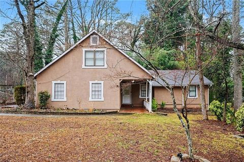 Homes For Sale - 8295 Bridgewater Place<br/> Riverdale, GA 30296