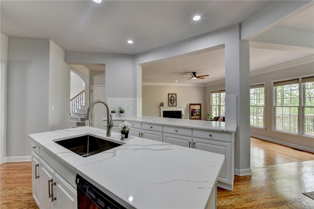 5915 Masters Club Drive, Suwanee, Georgia image 31