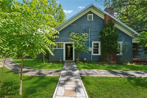 Photo of 13795 Arnold Mill Road, Roswell, GA 30075 (MLS # 7629211)