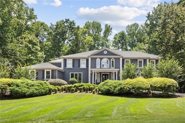 335 BIRKDALE DR, FAYETTEVILLE, GA 30215 - Image 83c450afee62f70e5ce0b8b6d6c9cd2f/1631180558