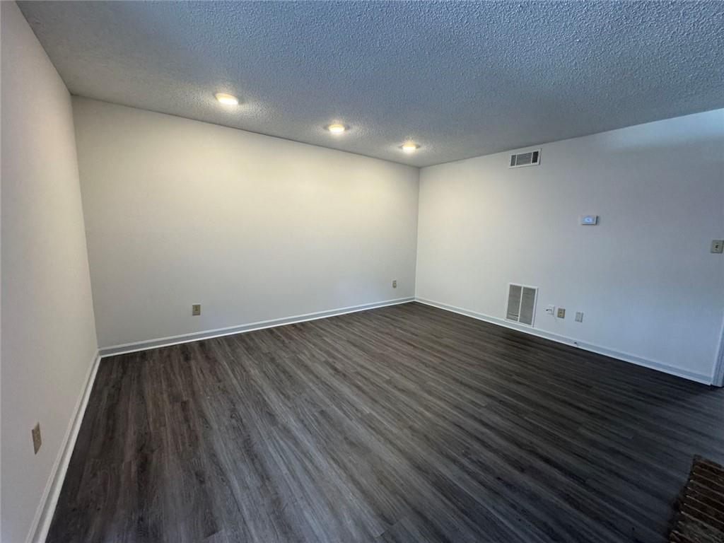 17 Little Mountain Village 15A