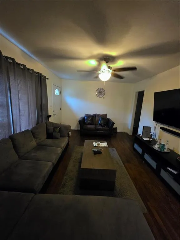 Atlanta, Georgia 30315, United States, 4 Bedrooms Bedrooms, ,2 BathroomsBathrooms,Residential,Active,96710