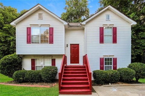 A home in Ellenwood