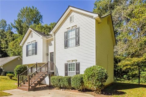 A home in Ellenwood