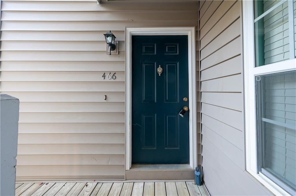 466 Teal Court
