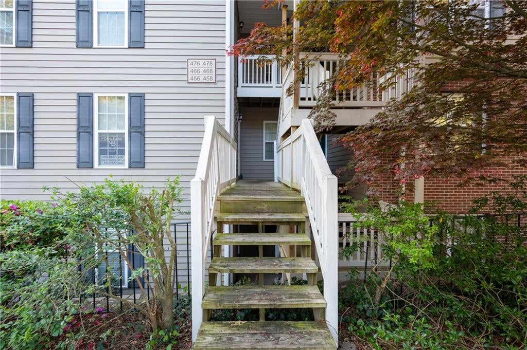 466 Teal Court