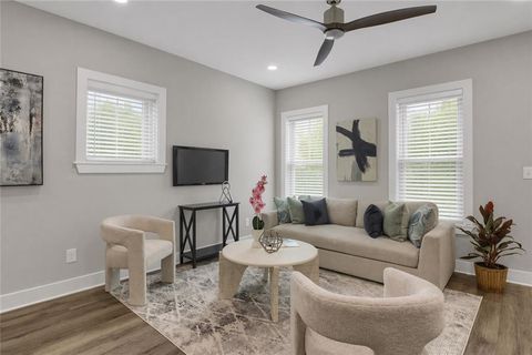 Townhouse For Sale - 697 Fayetteville Road #101<br/> Dekalb County, Atlanta, GA 30316