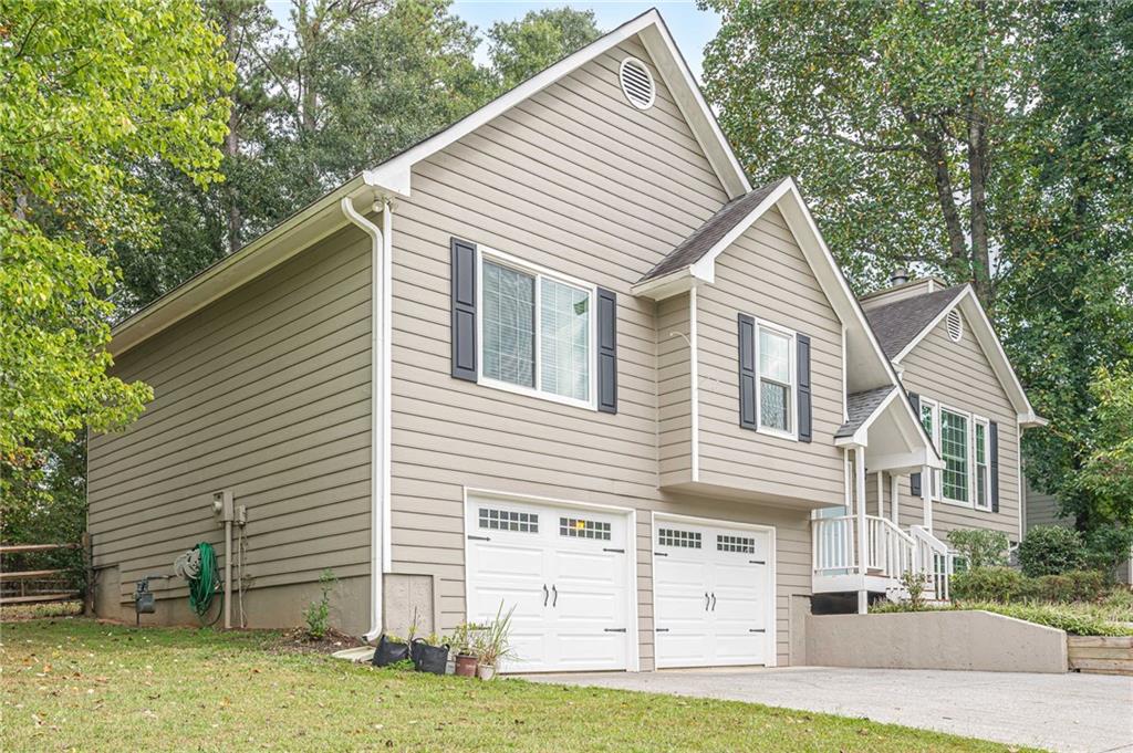 135 Boones Ridge Parkway SE