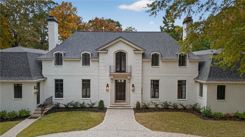 1250 Beechwood Hills Court NW