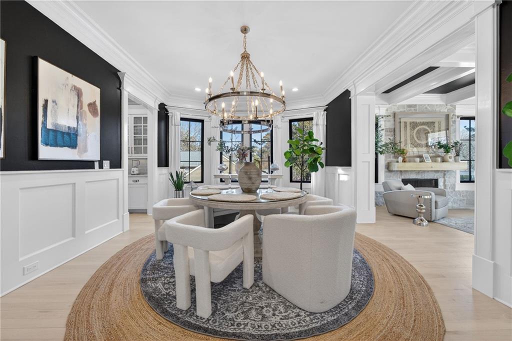 1812 Wellbourne Drive NE