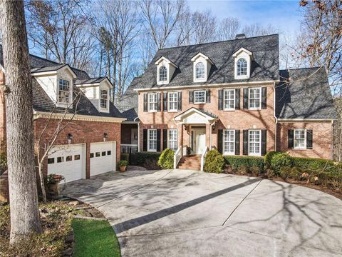 1505 Runnymede Court SW Lilburn GA 30047