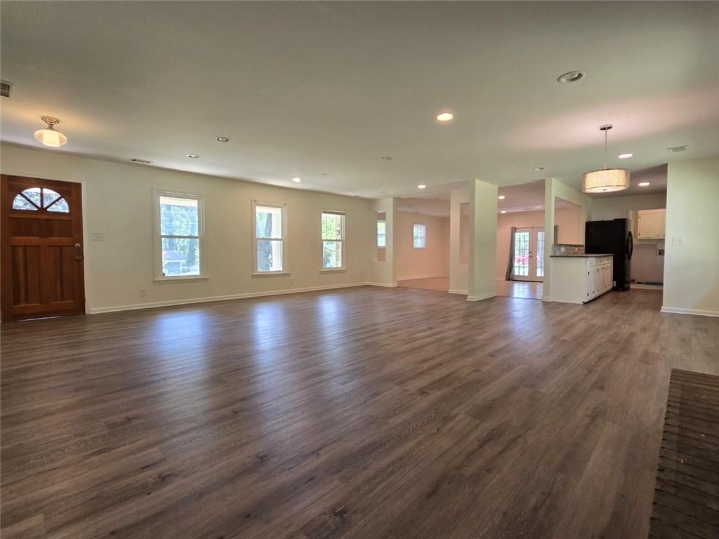 2729 Lanier Drive, Snellville, Georgia image 3