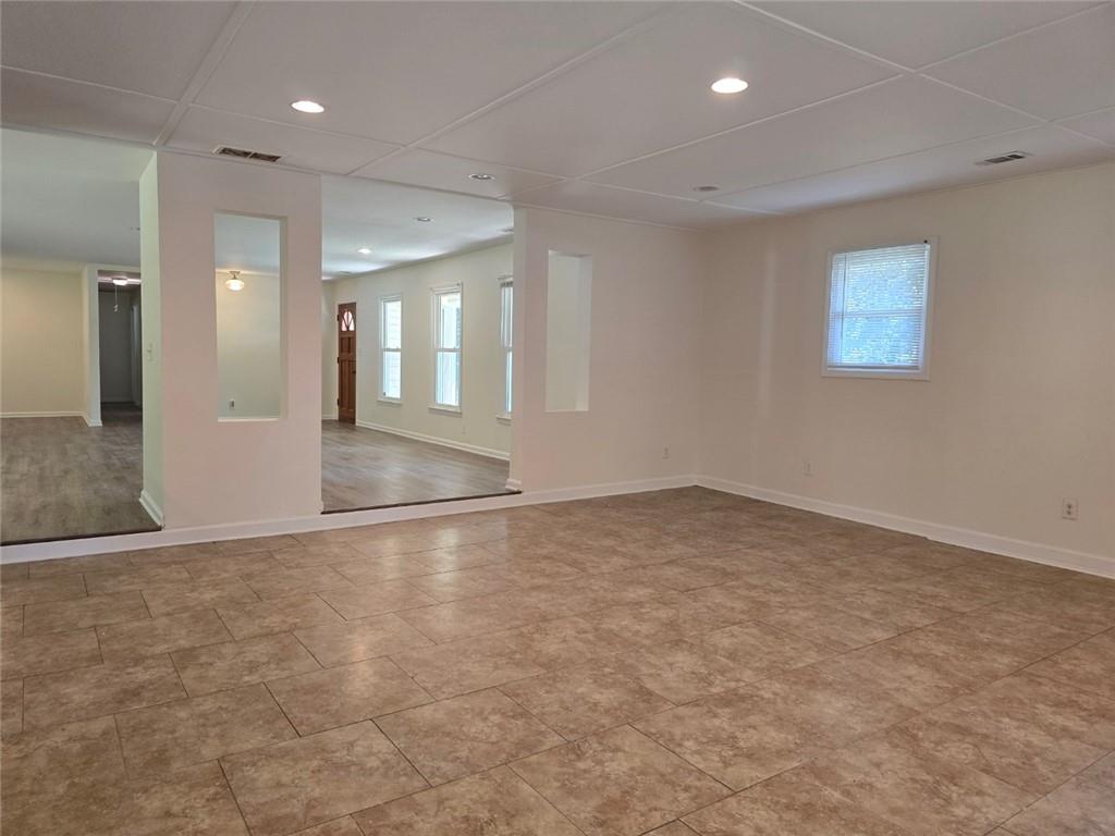 2729 Lanier Drive, Snellville, Georgia image 8