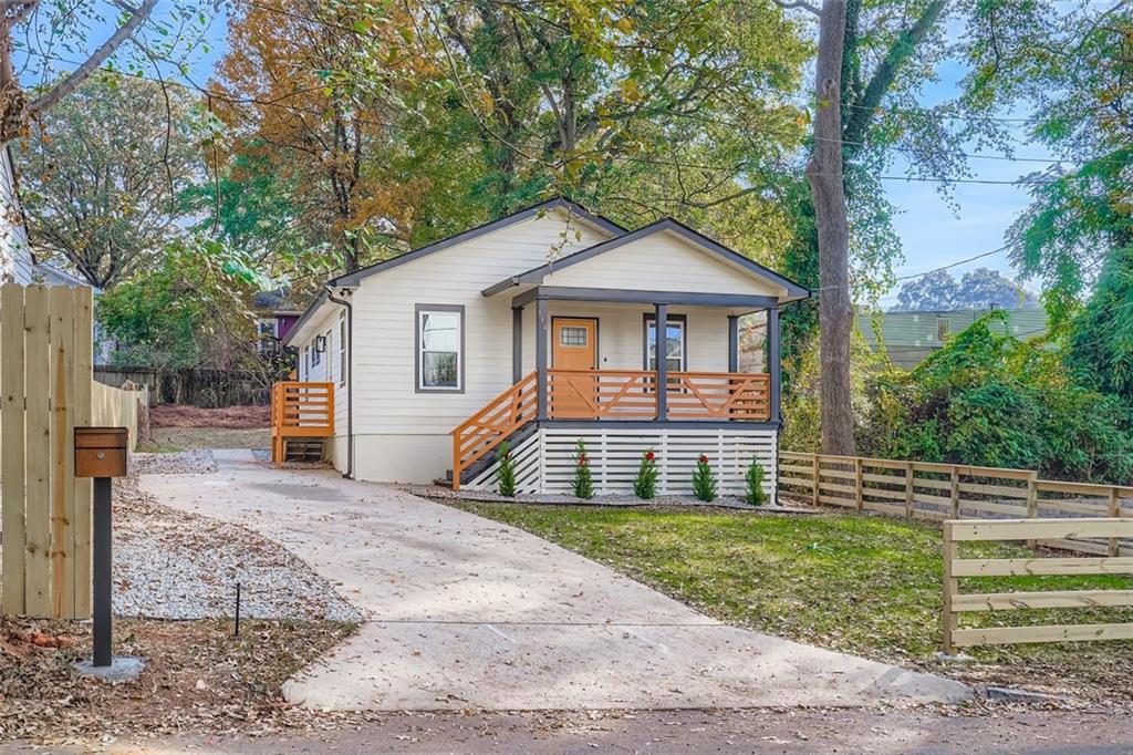 194 Dearborn Street SE