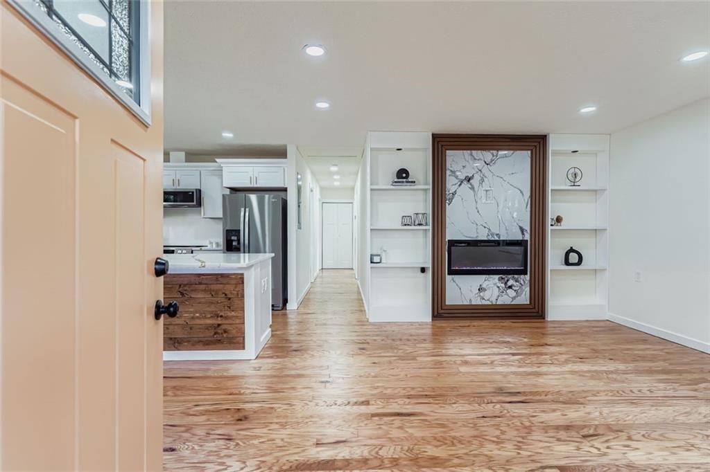 194 Dearborn Street SE