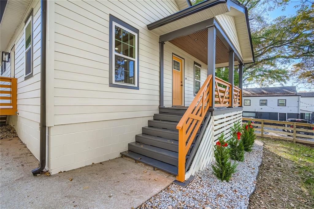 194 Dearborn Street SE