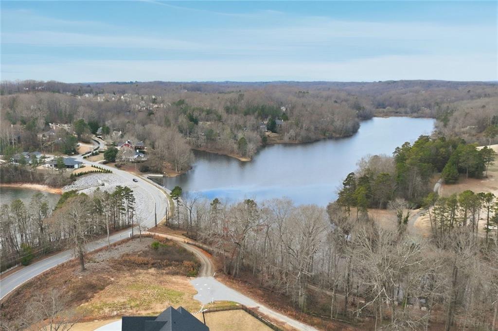 650 NW East Lake Drive