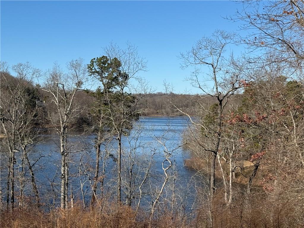 650 NW East Lake Drive