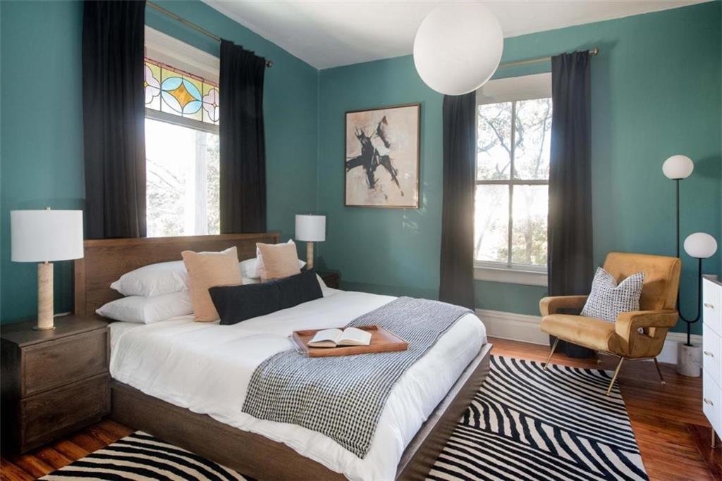 235 Elizabeth Street NE