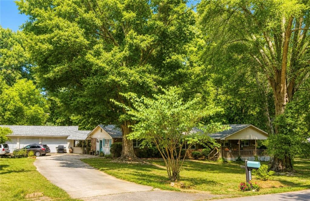 3931 Green Drive