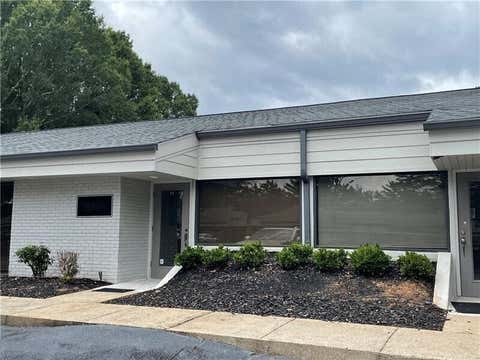 Photo of 600 Houze Way #E4, Roswell, GA 30076 (MLS # 7823422)
