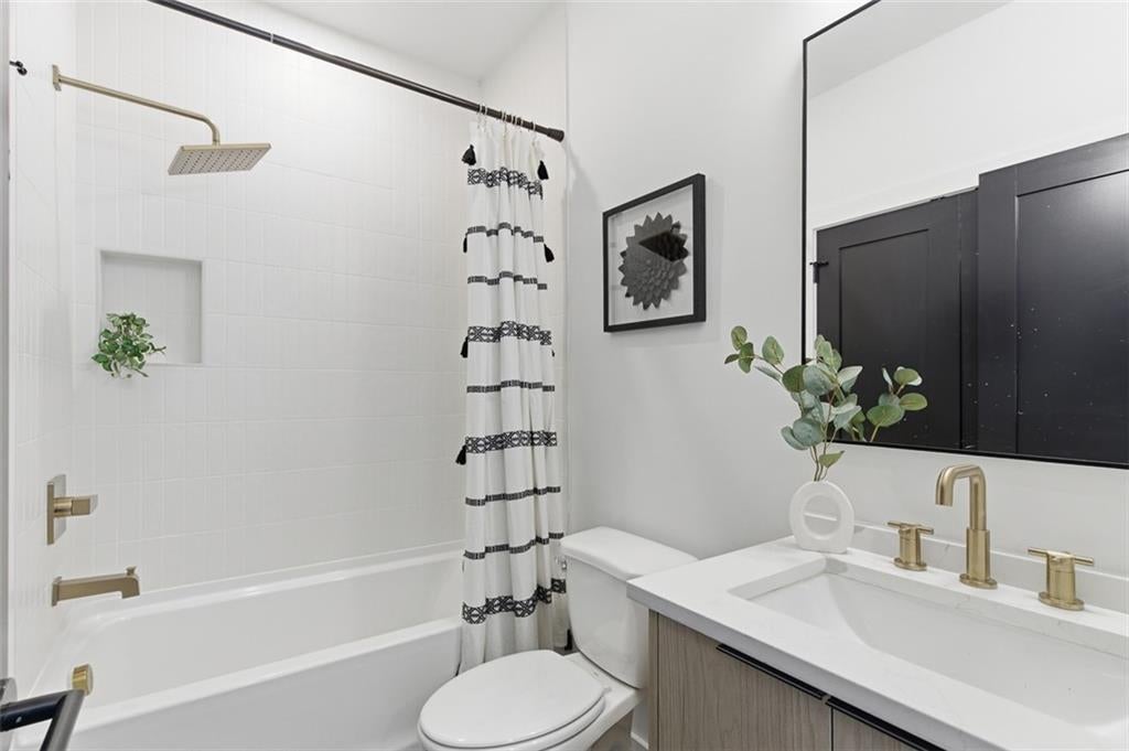 1501 Lavista Road 1190