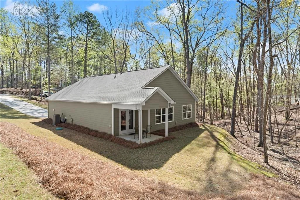 Waleska, Georgia 30183, United States, 2 Bedrooms Bedrooms, ,2 BathroomsBathrooms,Residential,Active,106163