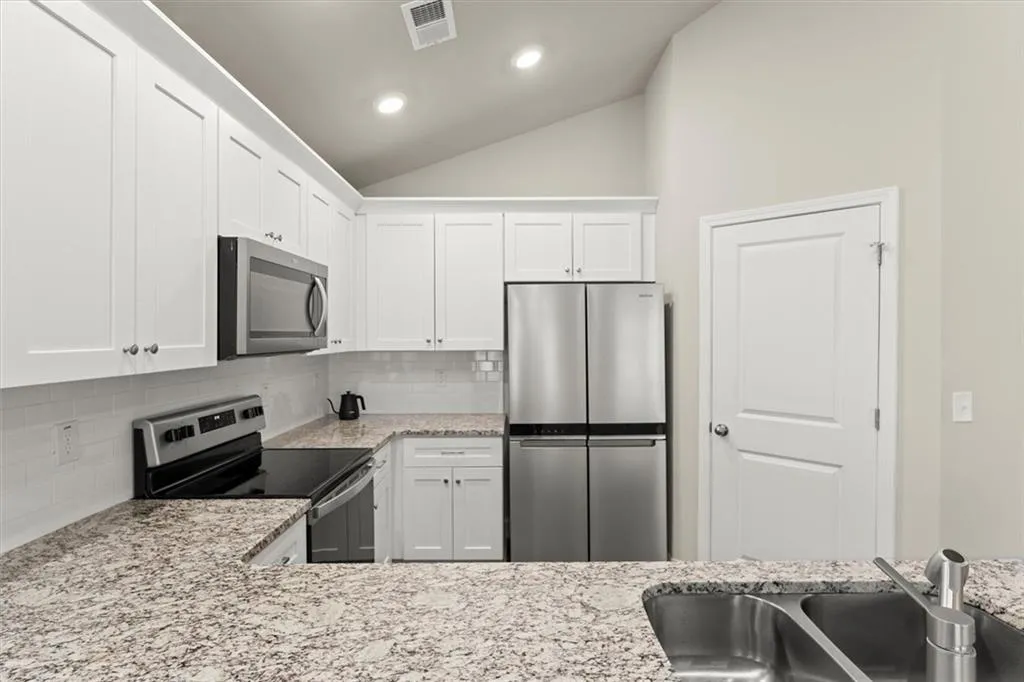 Waleska, Georgia 30183, United States, 2 Bedrooms Bedrooms, ,2 BathroomsBathrooms,Residential,Active,106163