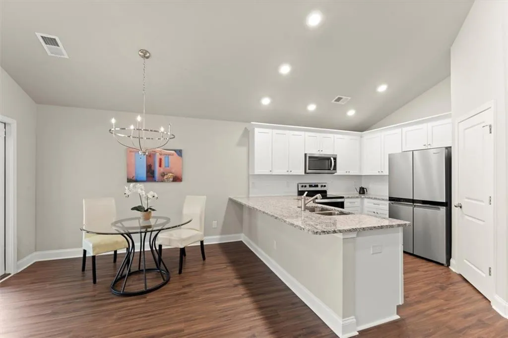 Waleska, Georgia 30183, United States, 2 Bedrooms Bedrooms, ,2 BathroomsBathrooms,Residential,Active,106163