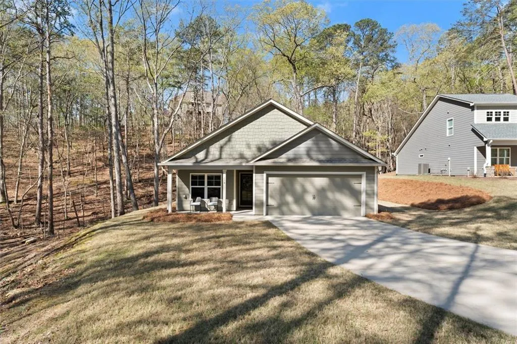 Waleska, Georgia 30183, United States, 2 Bedrooms Bedrooms, ,2 BathroomsBathrooms,Residential,Active,106163
