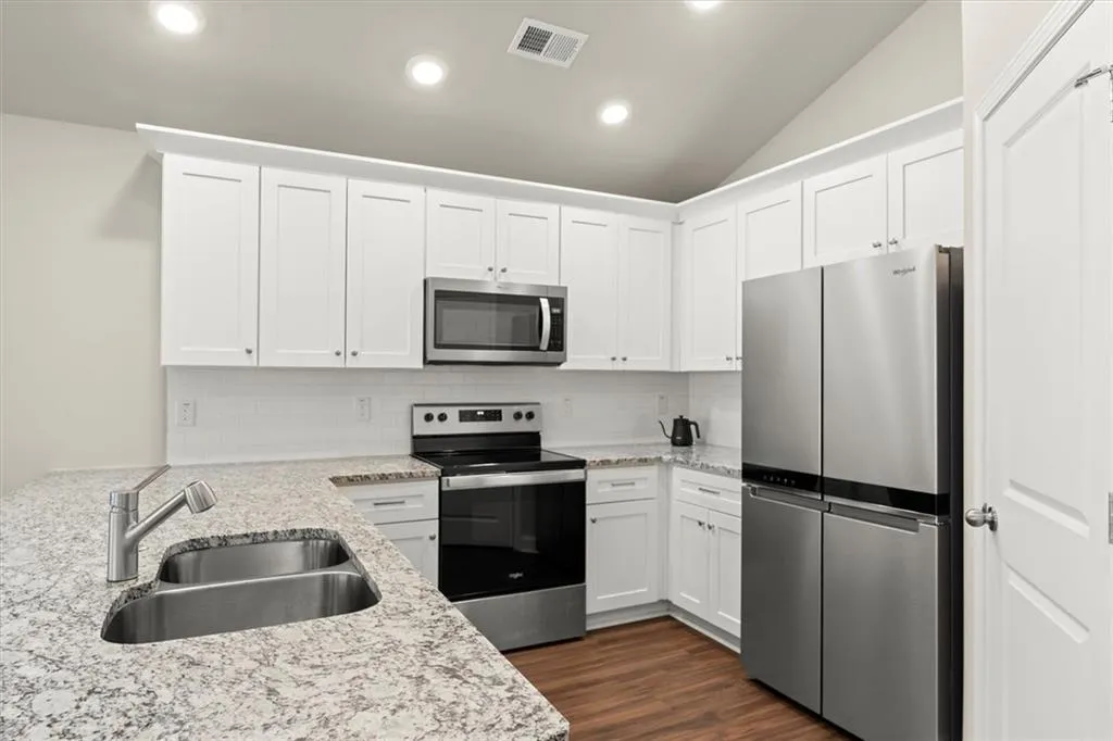 Waleska, Georgia 30183, United States, 2 Bedrooms Bedrooms, ,2 BathroomsBathrooms,Residential,Active,106163