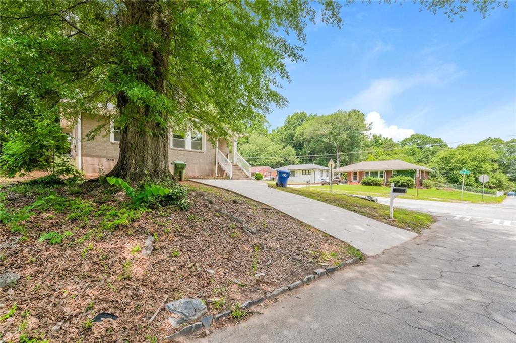 1381 Benteen Way Southeast