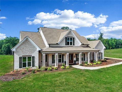 A home in Whitesburg