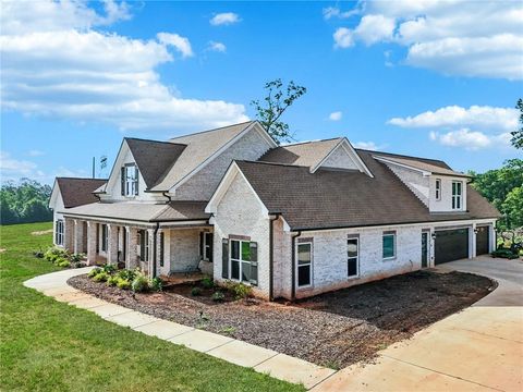 A home in Whitesburg