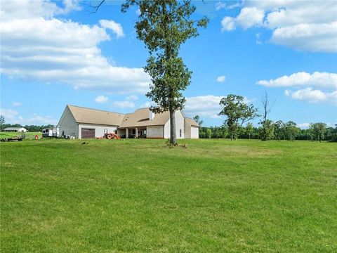 A home in Whitesburg