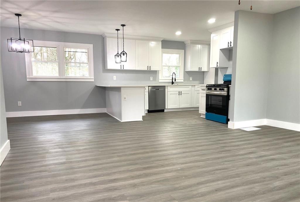 1539 Rockingway Drive SW