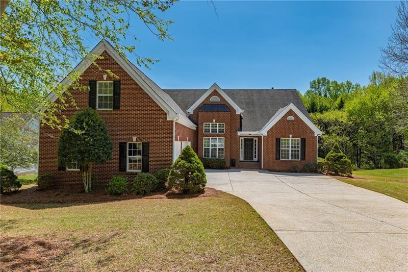 8760 Amberfield Drive, Gainesville, Georgia image 1