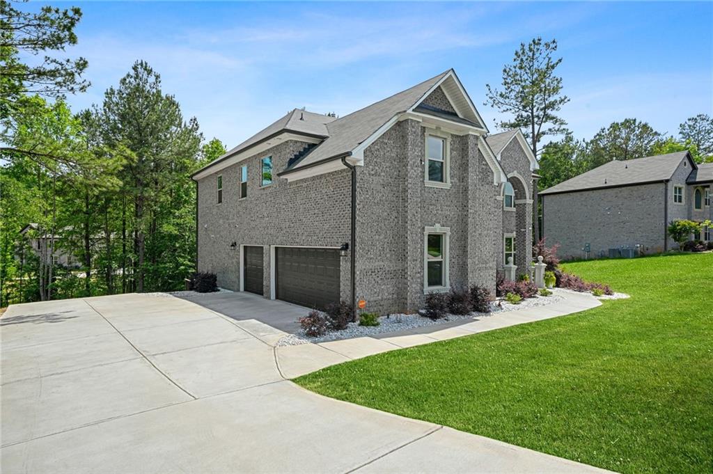 6065 Belmont Drive