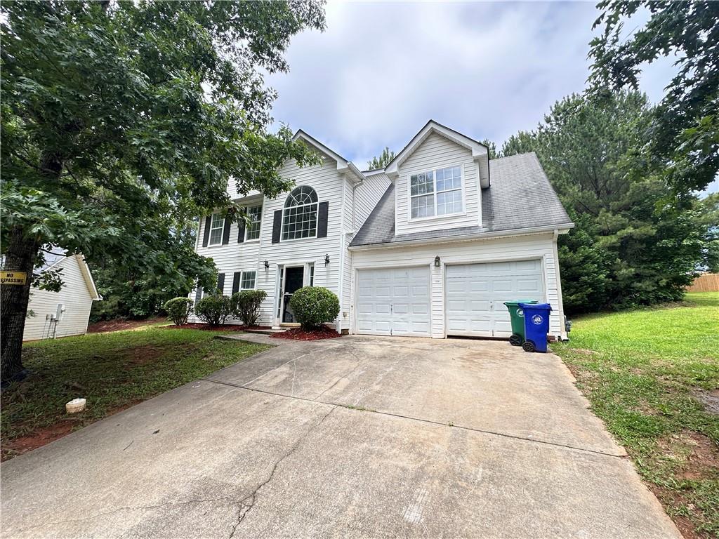 Gorgeous 3 bedrooms, 2.5 baths in cul-de-sac, renovated lovely home in Dekalb school district with new flooring throughout whole house, new interior painted, new Stainless appliances (Store, Dishwasher, Refrigerator and range hood), extra-large master bedroom. Very private backyard perfect for families & entertainers alike!