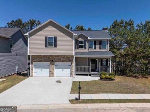 Homes For Sale - 68 N 68 Crescent Cmns Commons<br/> Dallas, GA 30157