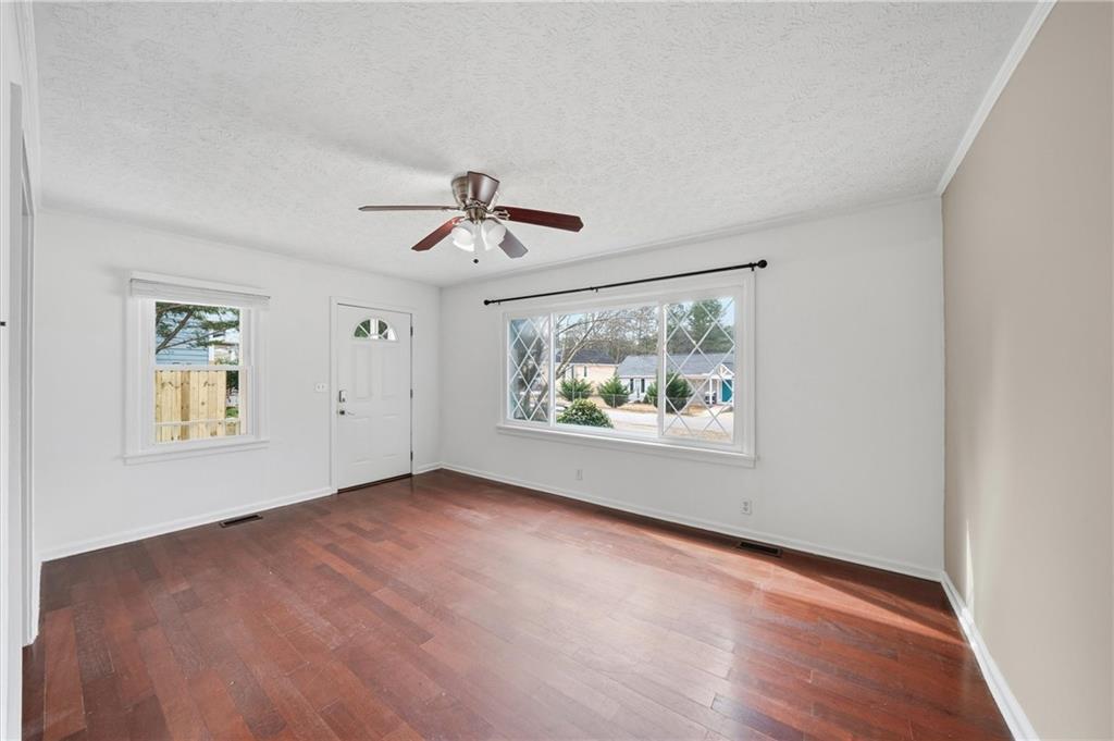 1887 Alexander Street SE