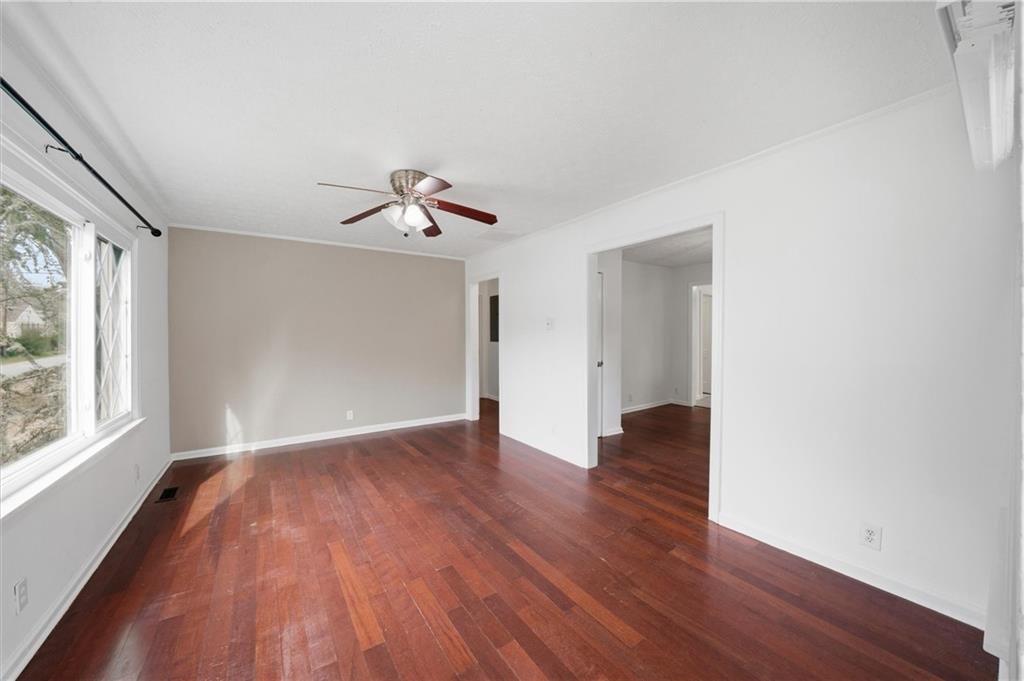 1887 Alexander Street SE